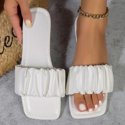 Pantoufles d'été 2024 pour femmes, tongs plissées, chaussures plates, nouvelles pantoufles coréennes, sandales pour femmes, chaussures vertes à enfiler, grande taille, chanclas