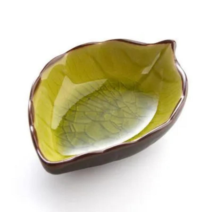 

Керамическая тарелка Leaf, маленькая кухонная многоцелевая тарелка для специй, маленькая тарелка для овощей, столовые приборы 1pc