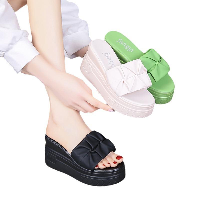 Slippers women's summer outer wear 2025 new sense one-word drag thick bottom heightening fashion fairy wind slope heel sandals