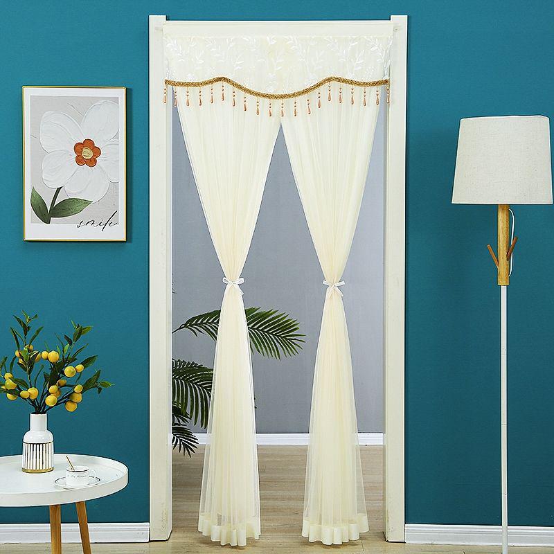 Krajková dvouvrstvá protikomáří závěs na dveře s přepážkou pro soukromí pro všechna roční období