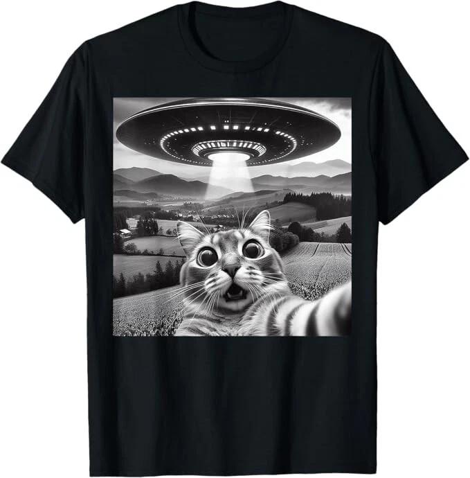 Cat Selfie With Alien UFO Funny Cat Gifts For Men Women Kids T-Shirt XL