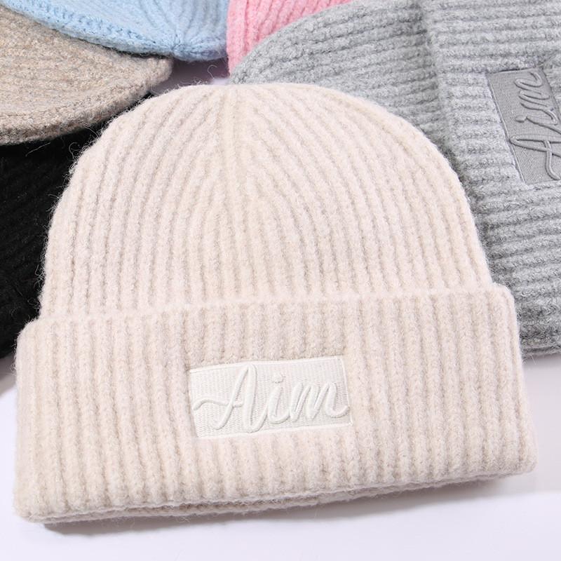Wollmütze für Damen Herren Mit Gestickten Buchstaben Winterwärme Mode Lässig