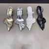 Europäischer und amerikanischer Stil Laufstegmodel, Metall-High-Heel-Sandalen 2024 neu Schleifendekoration spitze Zehenpartie Bag-Head-Sandalen Damen Oberbekleidung
