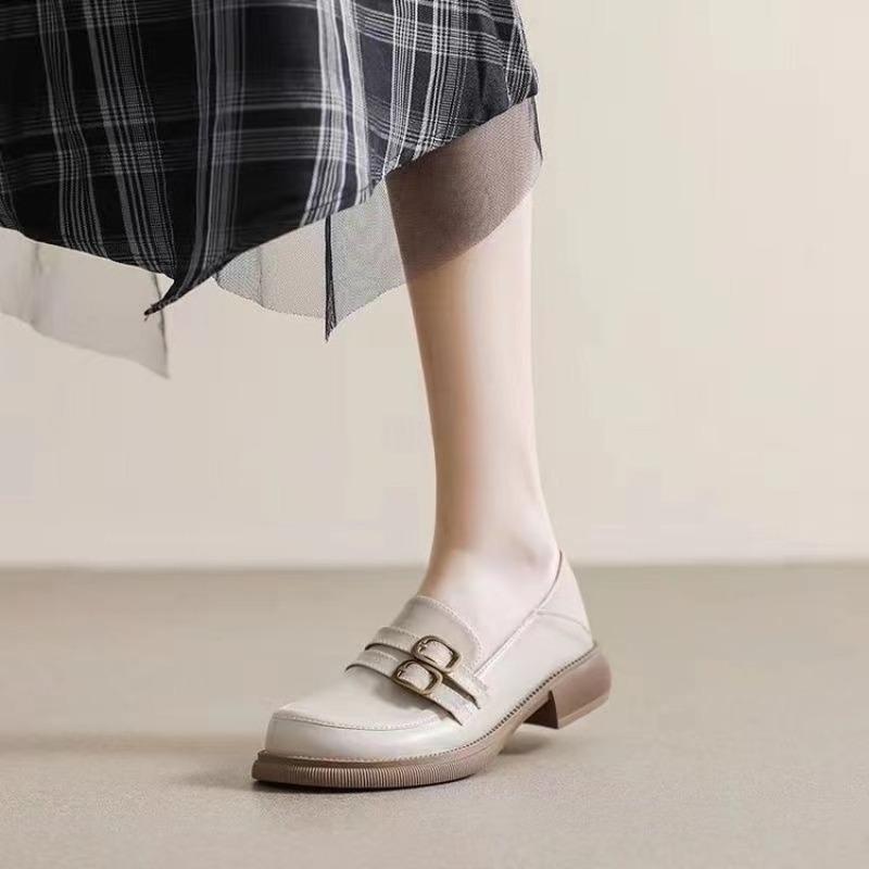 Spring and autumn new casual single shoes, one pedal and two, wearing small leather shoes, women's buckles