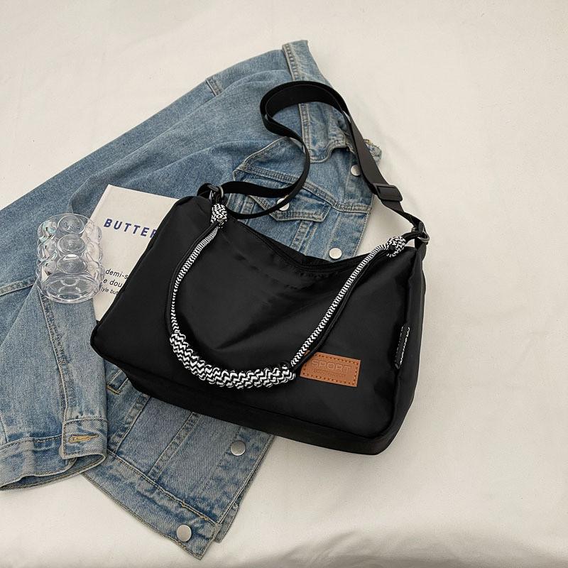 Chic Casual Womens Tote Bag Fashionable Canvas Shoulder Bag With Zipper Closure чёрный