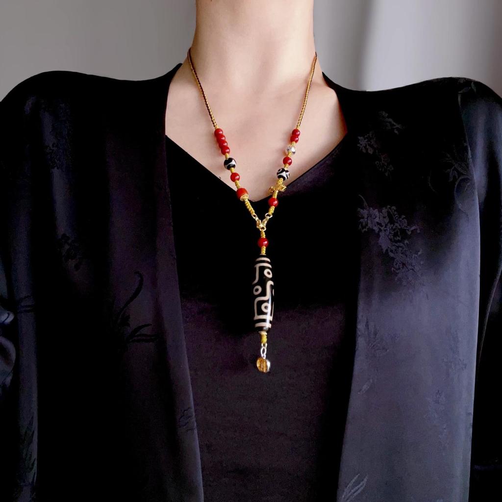 Tibetan Cultural Necklace: Agate Seven-Eyed and Five-Eyed Dzi Beads