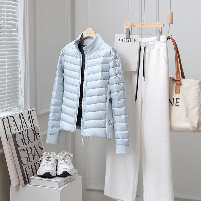 Pearlescent Women's Lightweight 90% Goose Down Jacket: Versatile Light Luxury for Layering or Outerwear