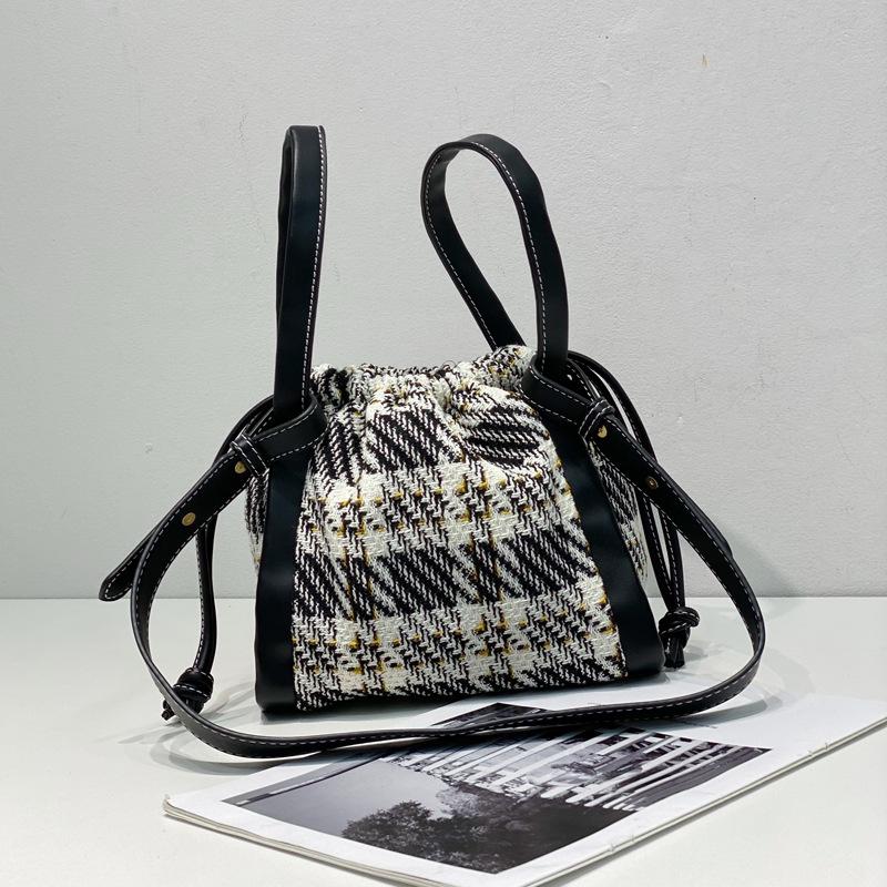 

Новая модная женская сумка из ткани Оксфорд, женская сумка через плечо, сумка-мессенджер, холщовая сумка, большая вместимость, осенне-зимняя сумка чёрный