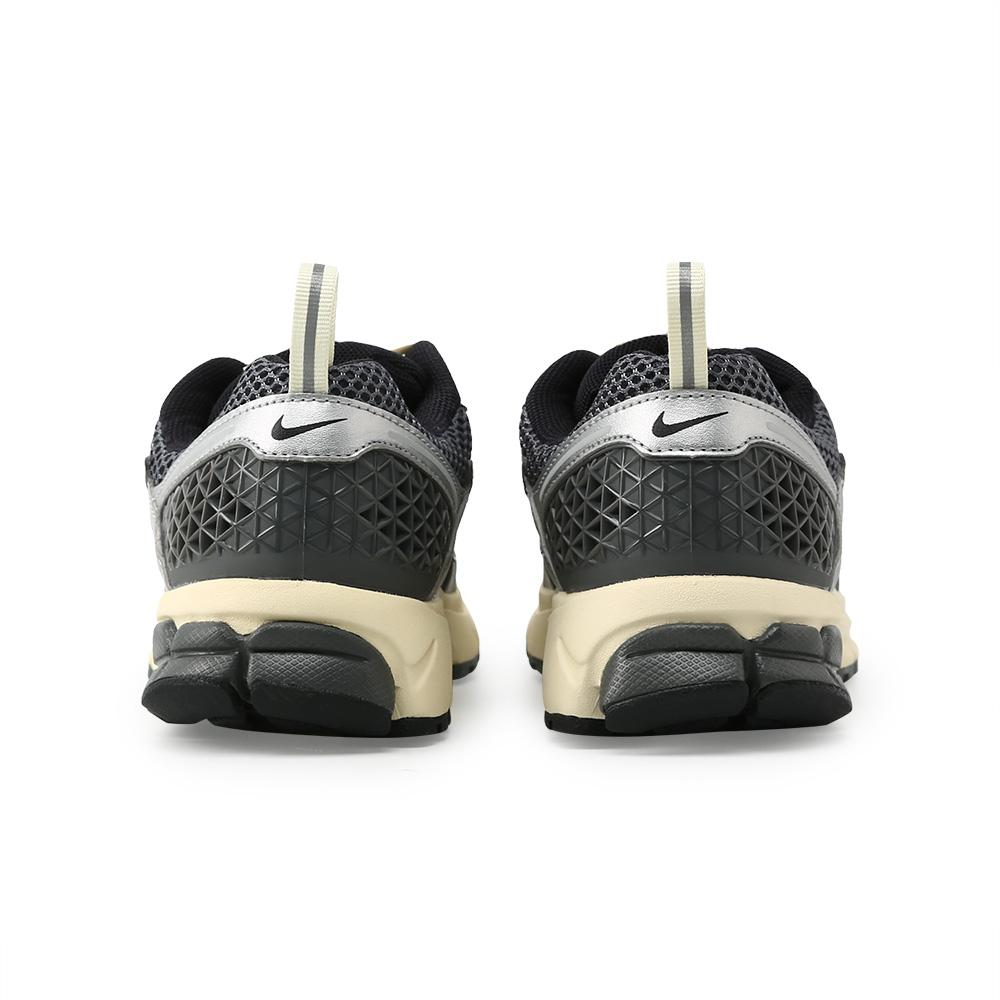 Nike IM9467-002 Authentic Sneakers from Korea