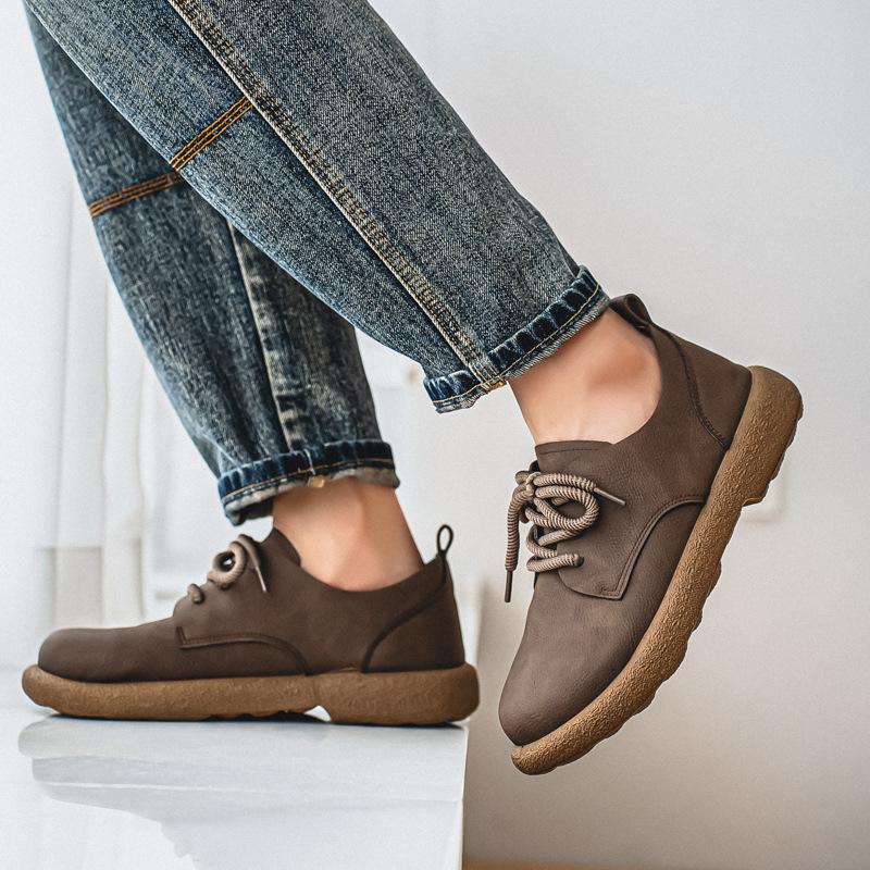 New Men's Casual Leather Shoes 2026 Retro British Style Big Head Shoes Soft Bottom Low Top Fashionable Versatile Men's Shoes