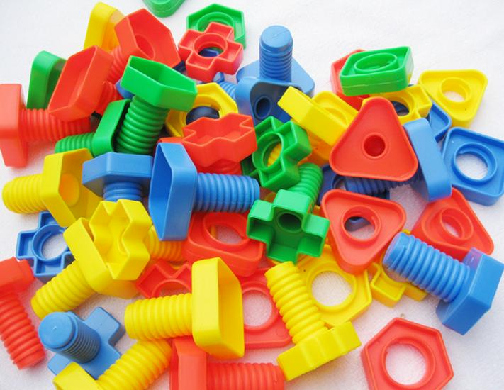 Educational Screw-In Building Blocks Set for Kindergarten: Colorful, Interlocking Toys for Creative, Hands-On Learning
