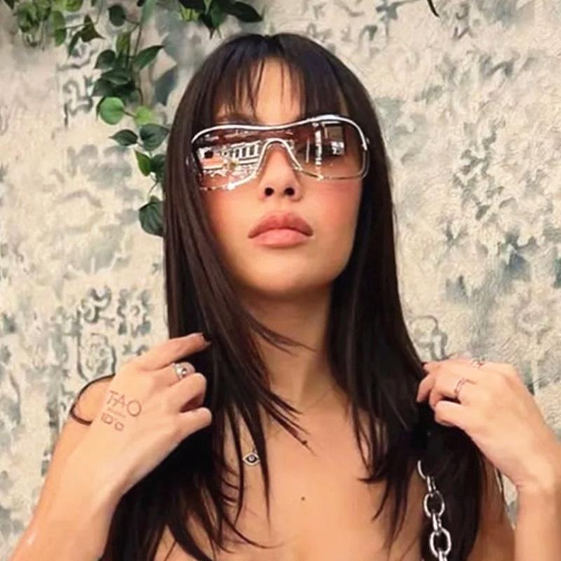 New high-end retro Millennium Spice Girls rimless one-piece sunglasses European and American future sunglasses