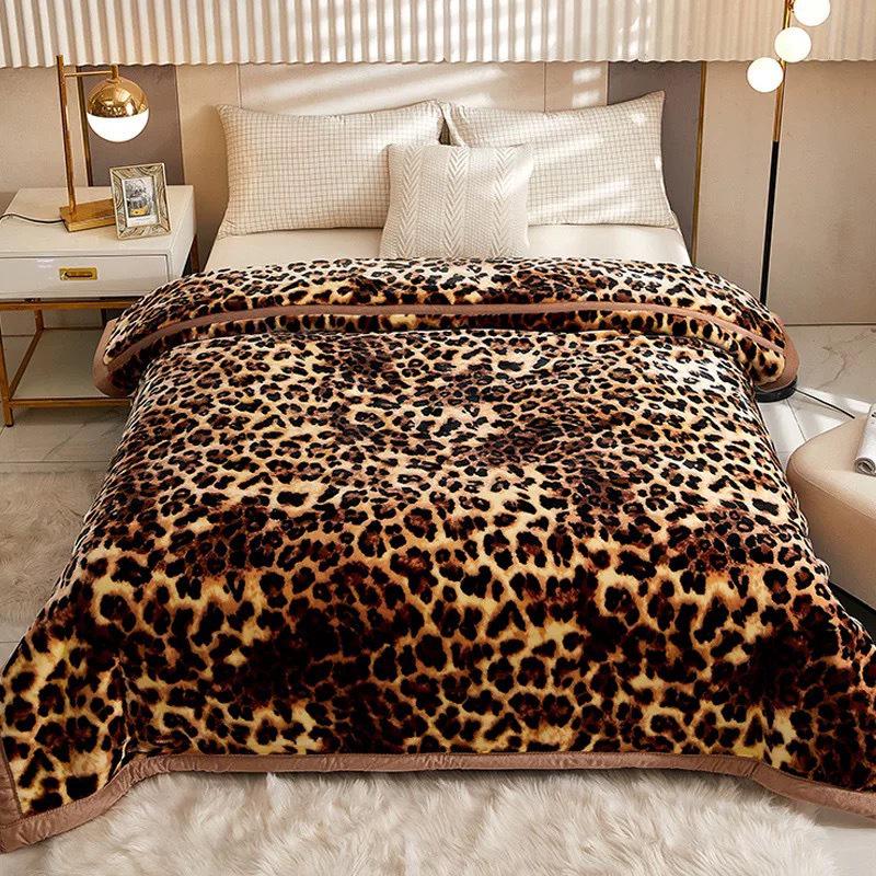 Double-Sided Fleece Raschel Blanket - Cozy Winter Wedding & Office Nap Gift