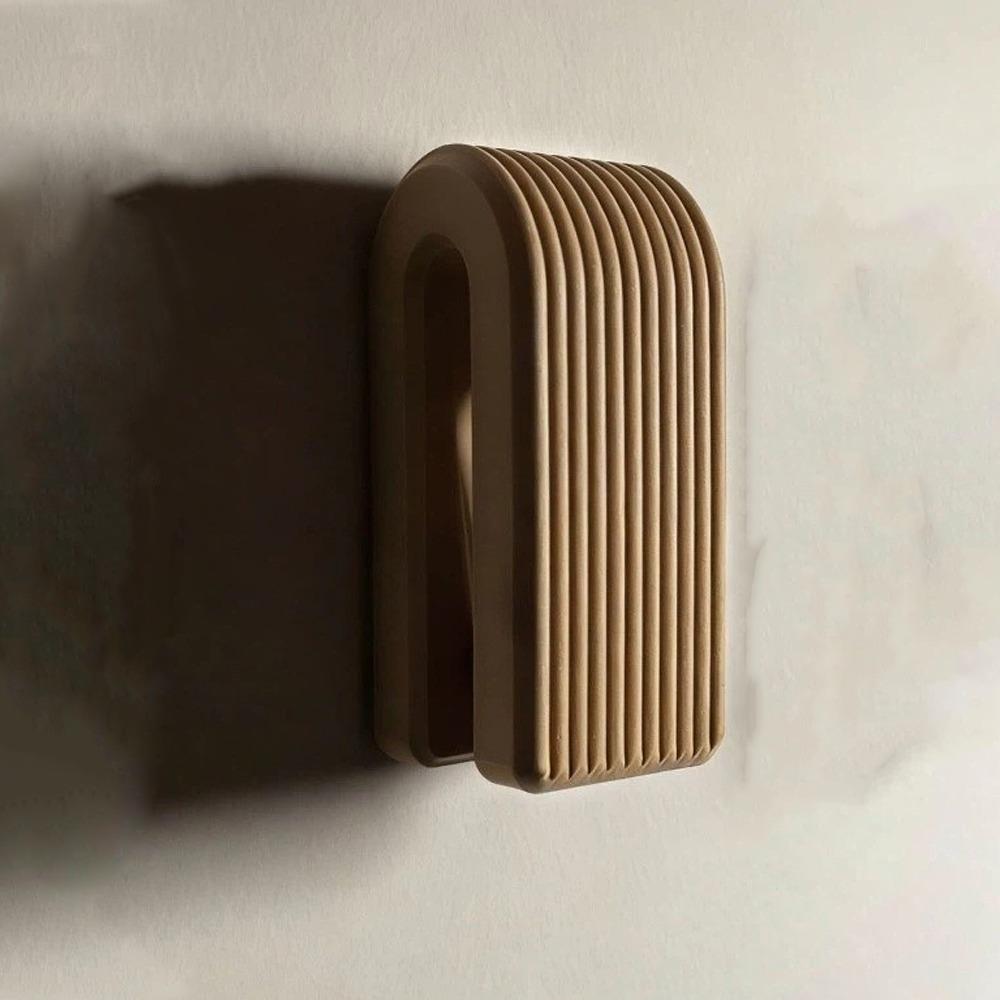 

2 Pieces Strong Self Adhesive Gravity Wall-mounted Hanger Plastic Towel Hook Apartment коричневий