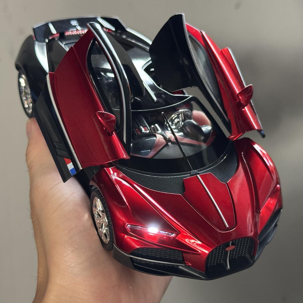 1:24 Bugatti Tourbillon Supercar Alliage Moulé sous Pression Métal Modèle de Voiture Haute Simulation Ornements Décorations Loisirs Objets de Collection Vacances