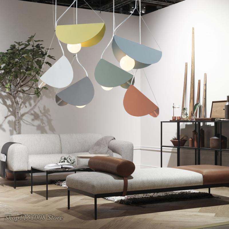 Lămpi moderne cu pandantiv cu LED Lămpi cu pandantiv din fier de culoare creativă nordică, geometrică, pentru sufragerie, dormitor, pentru decor camera copiilor
