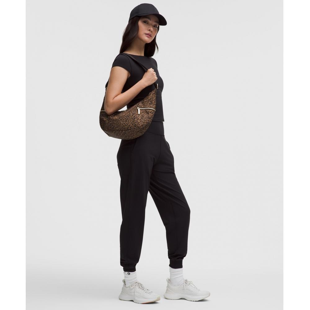 Lululemon Slouchy Sling Bag 6l  Metal Hardware Leopardo Shift Desert Khaki Multi