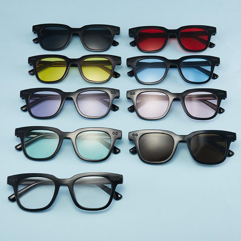 Retro Fishing Sunglasses Unisex Small Frame Korean Style for Men Women Driving Vacation Climbing Fashion