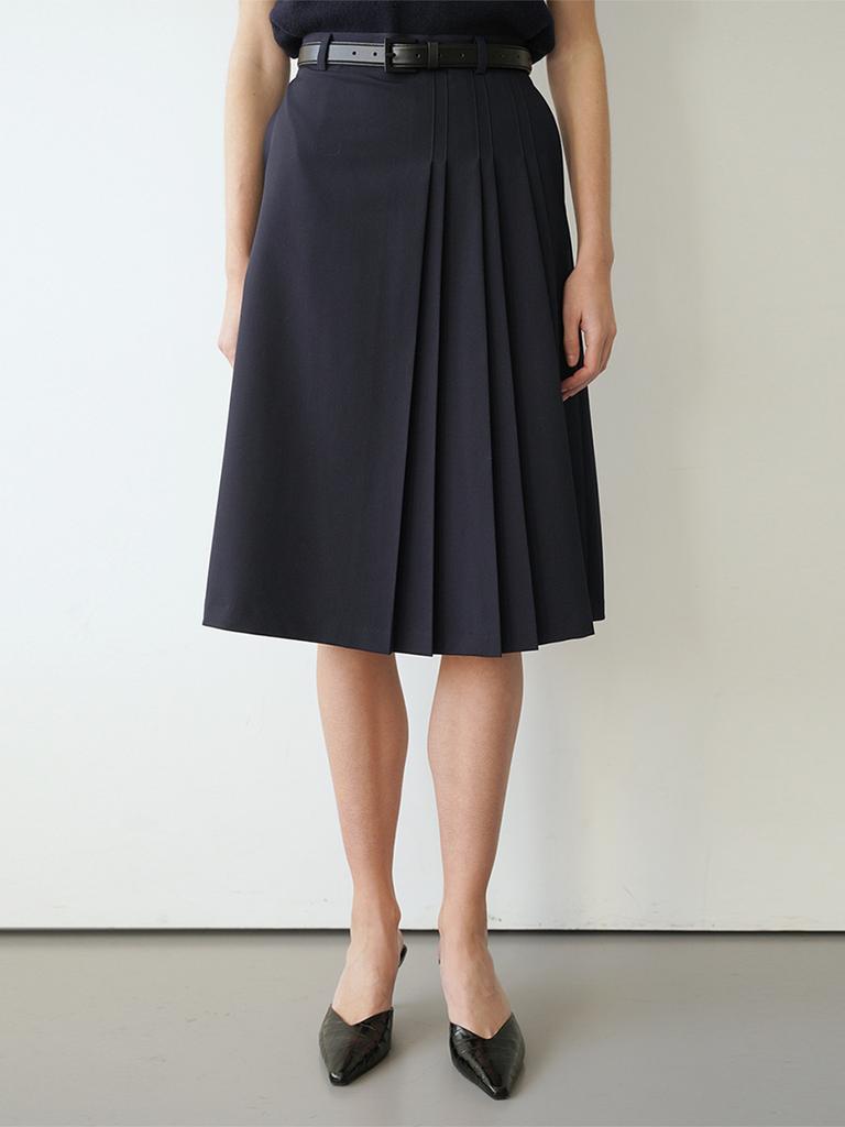 LEIE Della Side Pleated Skirt Navy