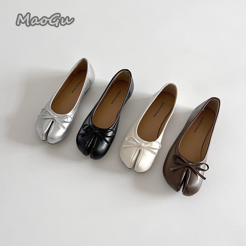 Women's Split Toe Mary Jane Flats Spring Autumn Footwear French Retro Style Black Beige Round Toe Comfortable Slip on Shoes 35