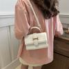 2024 new summer simple fashion shoulder bag retro casual messenger bag women's foreign style portable small square bag women