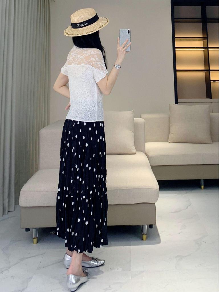 2025 Polka Dot A-line Midi Skirt: Fresh, Sweet, High-waisted, Loose Fit, Hip-covering Long Swing Skirt for Women