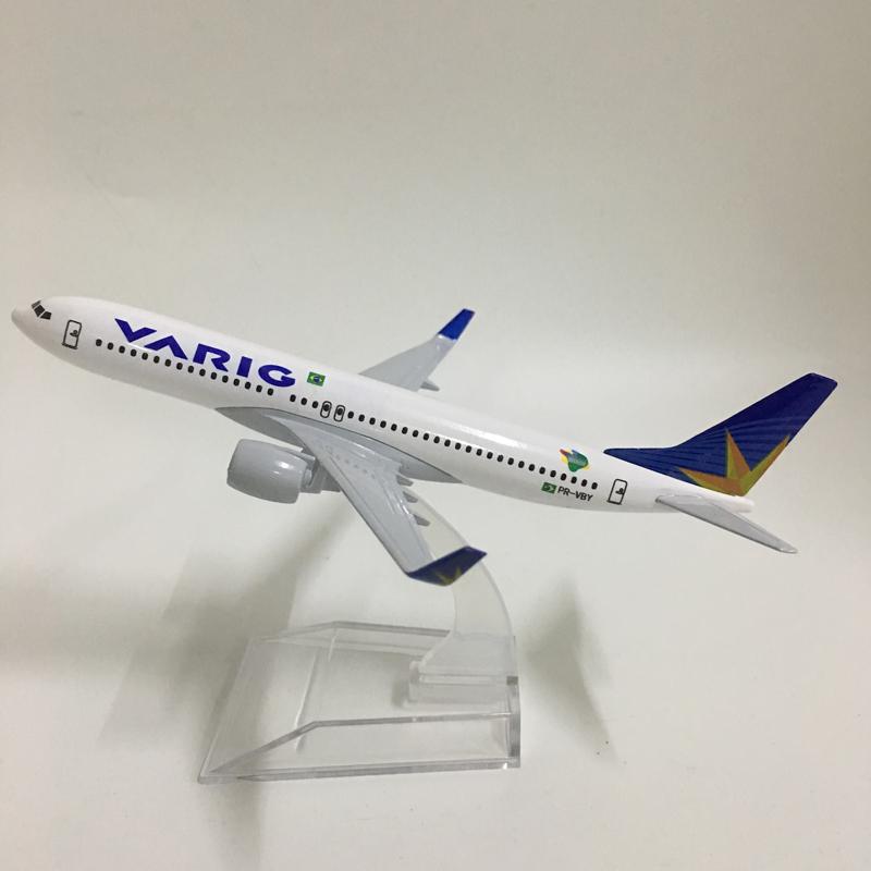 TM TANG DYNASTY 1:400 16cm Boeing B737-800 Varig Brazilian Airlines Metal Airplane Model Plane Toy Plane Model TM TANG DYNASTY 1:400 16cm Boeing B737-800 Varig Brazilian Airlines Metal Airplane Model Plane Toy Plane Model