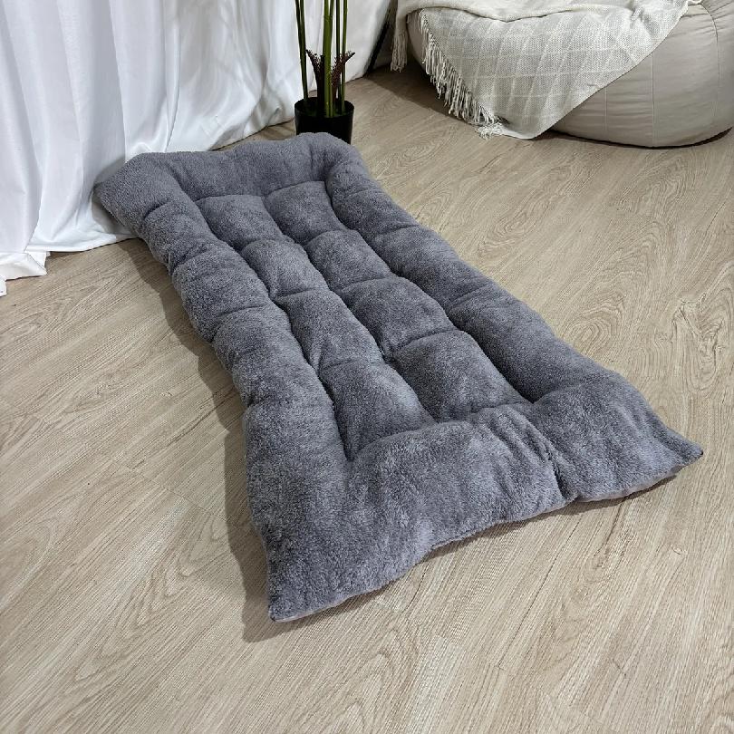Dog Pet Beds Extra Large Plush Dog Bed Sofa Thickened Super Soft Polyester Pet Mat Dog Crate Mat Bed For Large Dog Bed