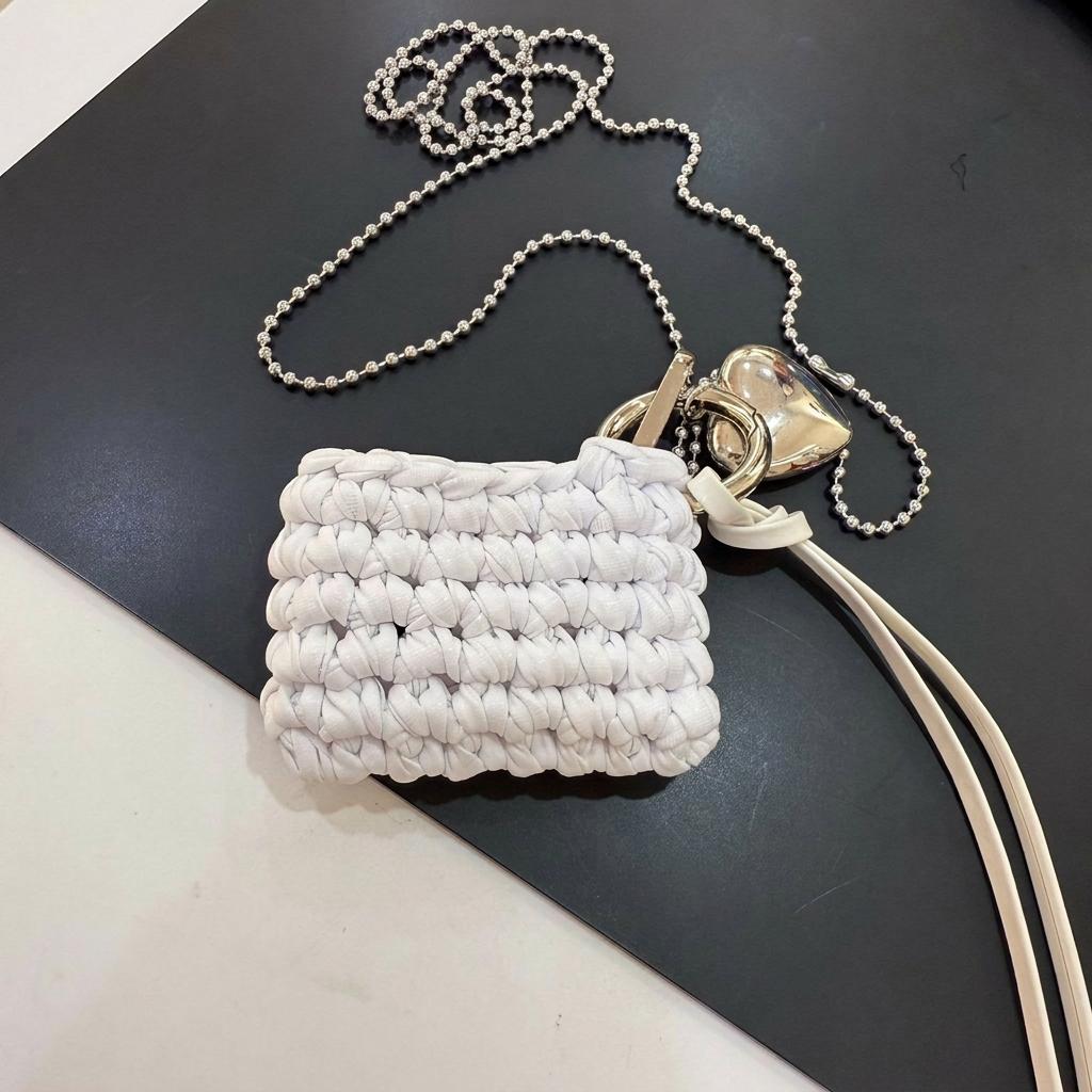 Neck Hanging Small Pouch Woven Wireless Earphone Bag Lipstick Storage Bag Mini Minimalist Coin Pouch For Dating Street Casual