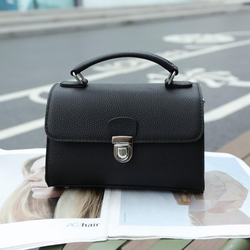 

Can Be Small Light Luxury Leather Women s Bag Saddle Shoulder Cross-body Square Length 22 width 10 height 15CM чёрный