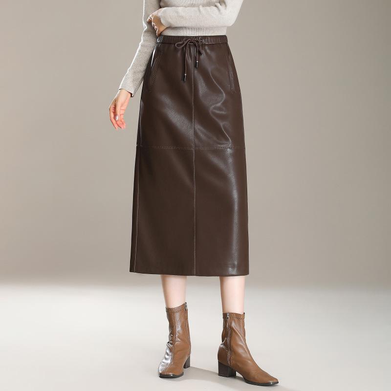 Elegant Slimming Mid-Length Lambskin Skirt with Slit for Women - Fashionable High-End Casual Style