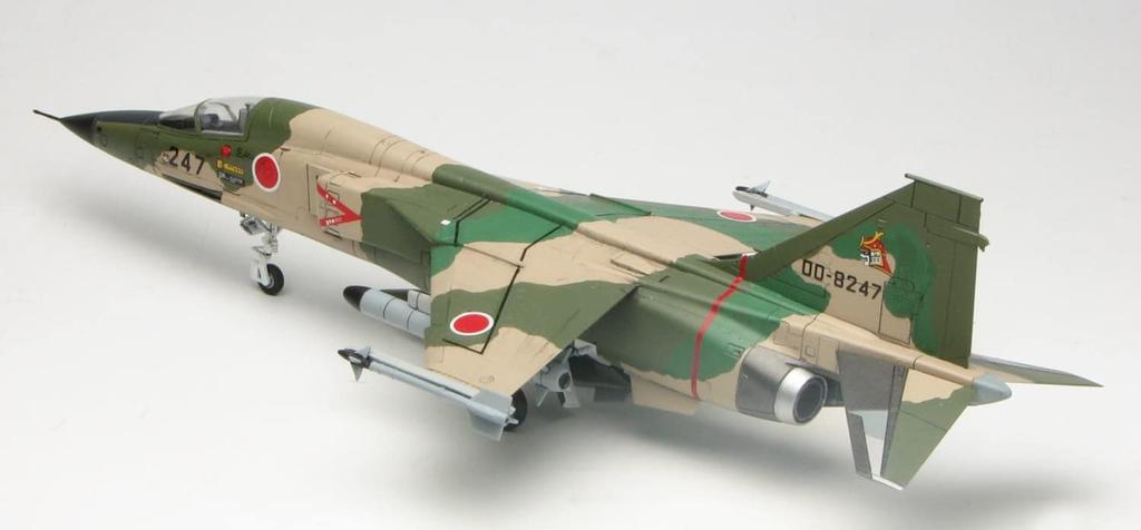 Platts Air Force Support Fighter mit Pilotenfigur, Kunststoffmodell, Formfarbe, 1/72, Selbstverteidigung, F-1 AC-58