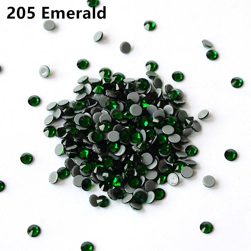 China Bulk Hot-fix Flat Back Rhinestones Bulk Crystal Glass Hotfix Rhinestones for Clothing Garment