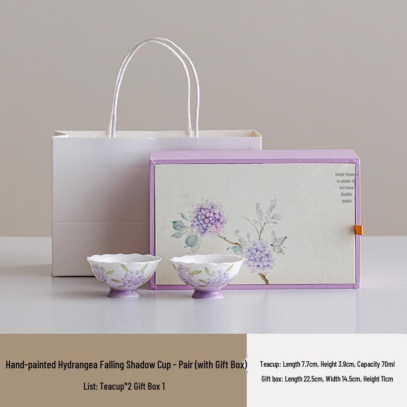 

Hand-Painted Hydrangea Tea Cups Gift Set: Women s Kung Fu Tea Pair for Business and Souvenir Gifts