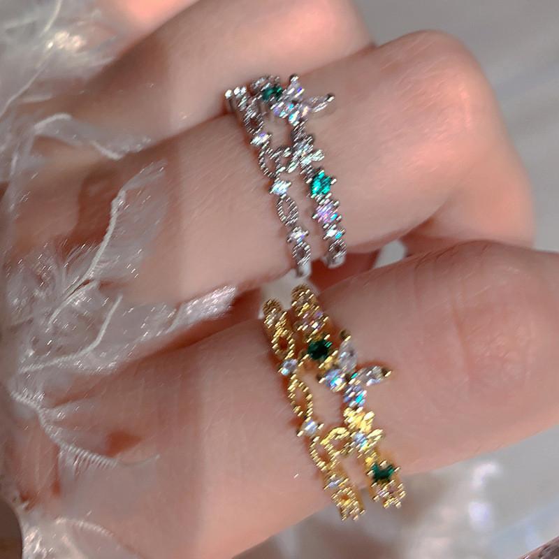 Elegant Floral Butterfly Double Layer Ring For Women Adjustable Size Fashion Accessory