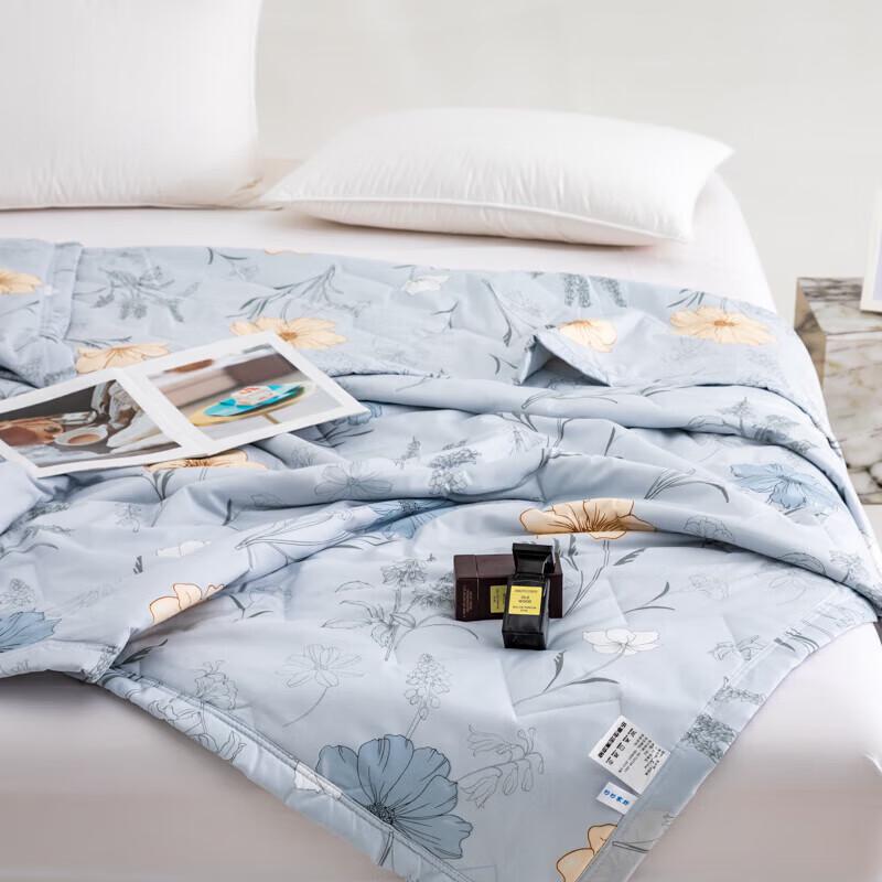 FIRS Floral Summer Cooling Quilt