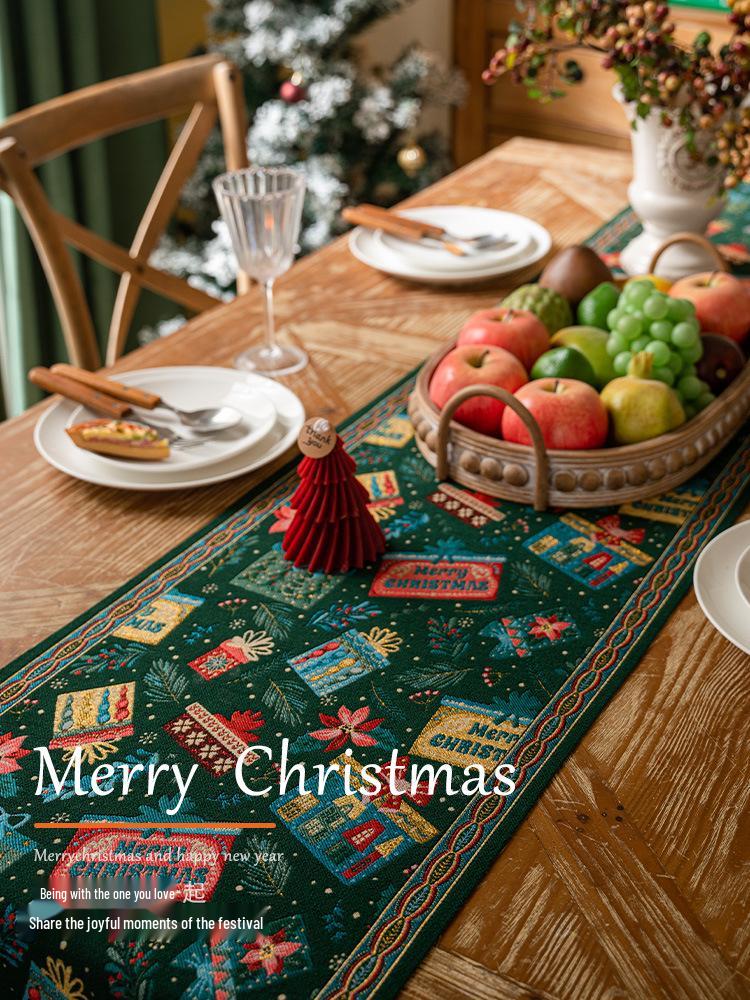 

Christmas Scene Table Runner: Elegant American-Style Holiday Decor for Coffee Tables 35*120 cm