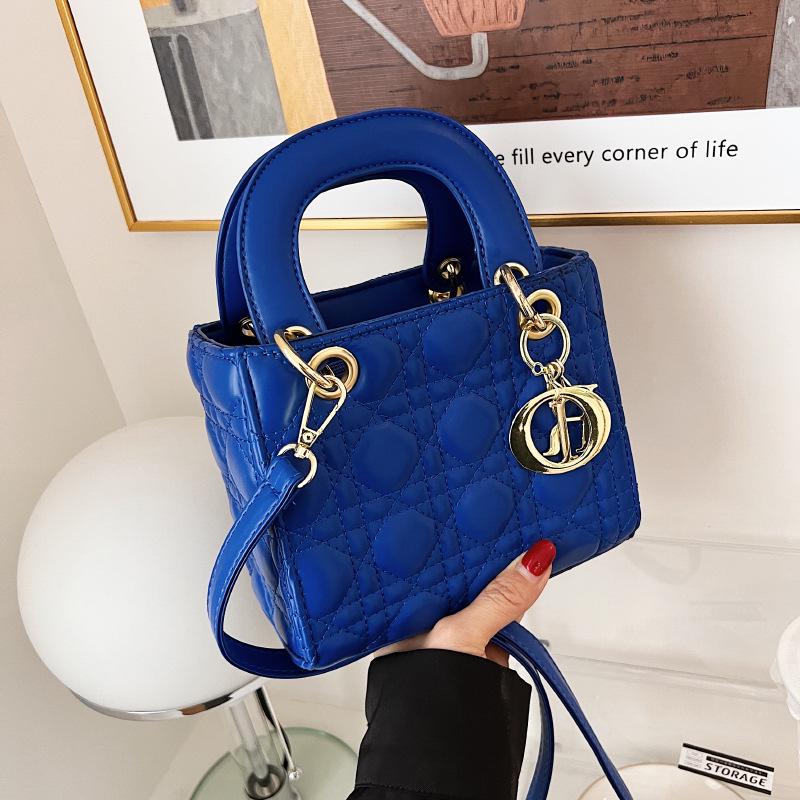 2025 Quilted Diamond Lady Bag: Stylish, Versatile Handbag for Work & Commute