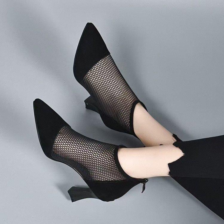Mesh hollowed out spring new pointed head bag head matte leather breathable thick heel medium heel mesh cool boots