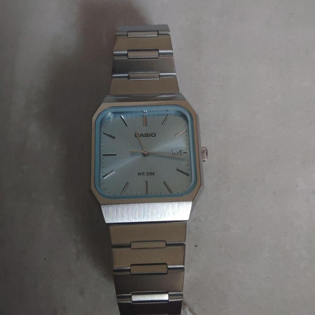 Casio MTP-B185D značka ledově modrá zahraniční model nepoužitý bez krabičky.