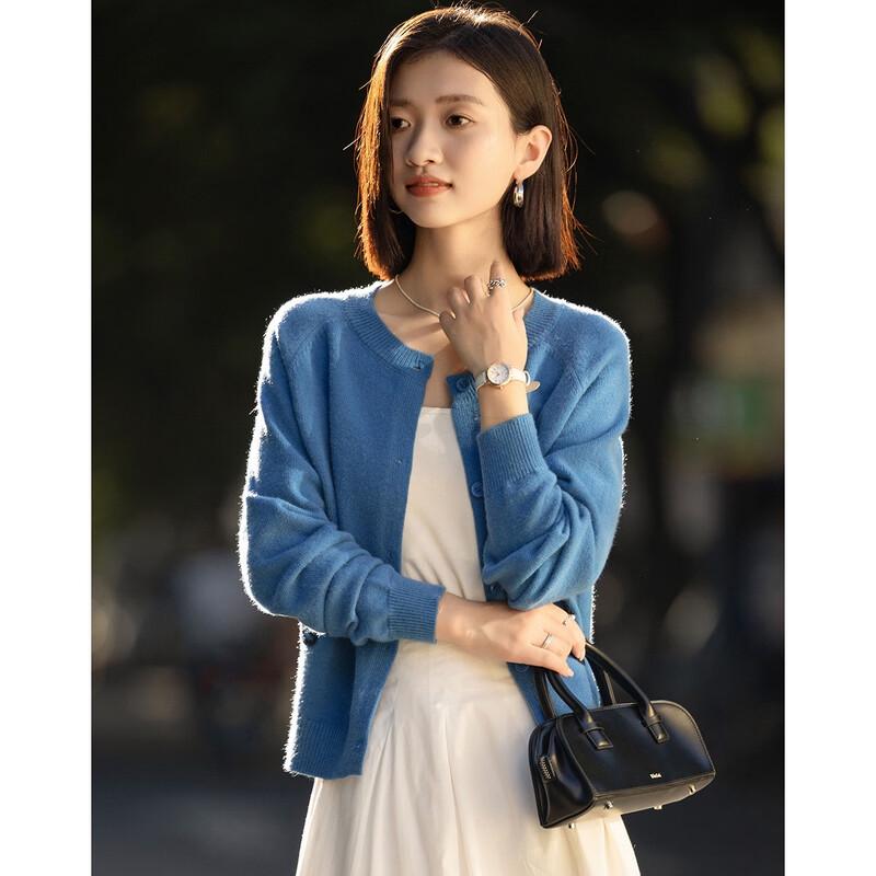 Demana Women's Winter Loose-Fit Embroidered Cat Sweater