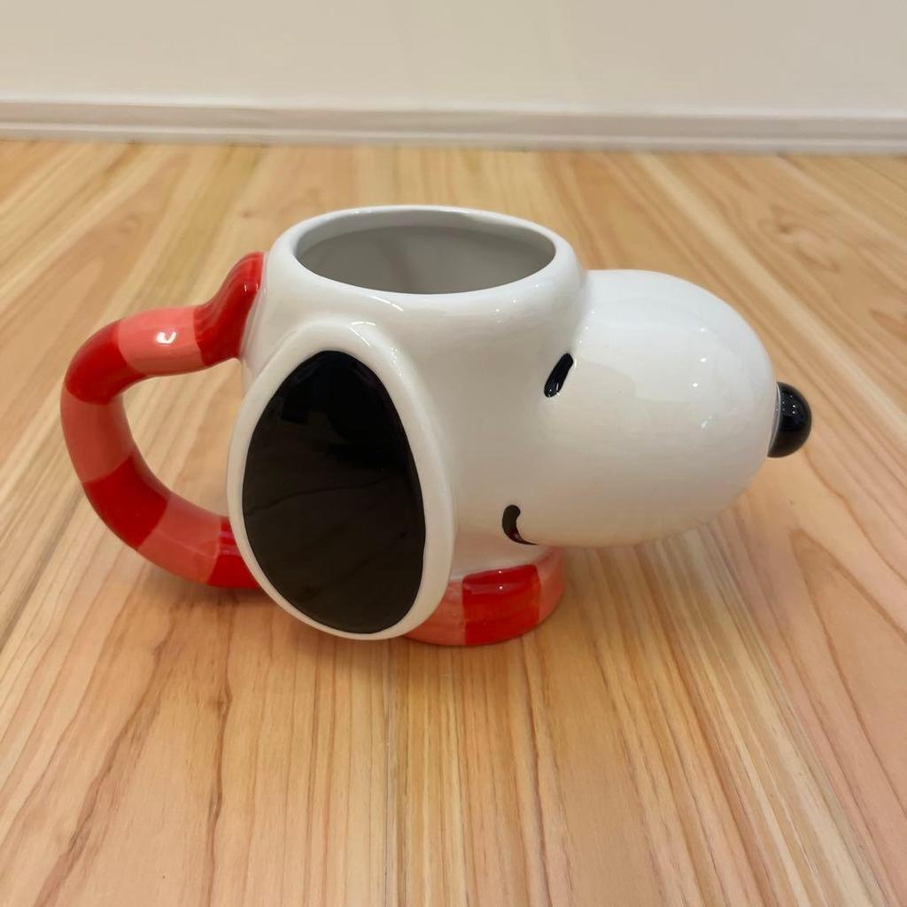 Used [New Unopened] Snoopy 3D Mug with Scarf