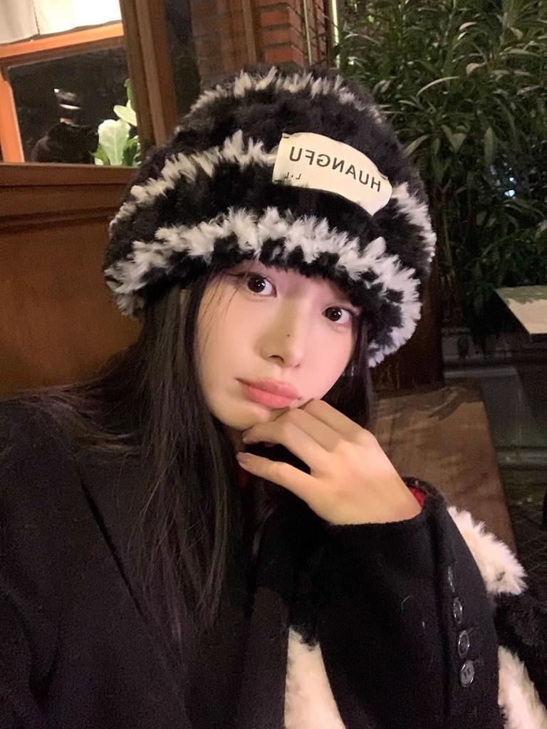 Hat and Scarf Integrated Women's Autumn and Winter Warm Hat Adult Cycling Cold-proof Warm Fleece Ear Hat Winter Hat