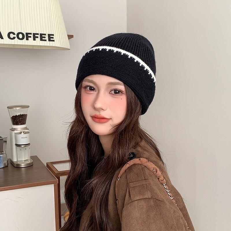 Woolen Hat for Women in Autumn and Winter Korean Style Thickened Warm Toe head Cold Hat with Small Face and Small Ear Protection Knitted Hat