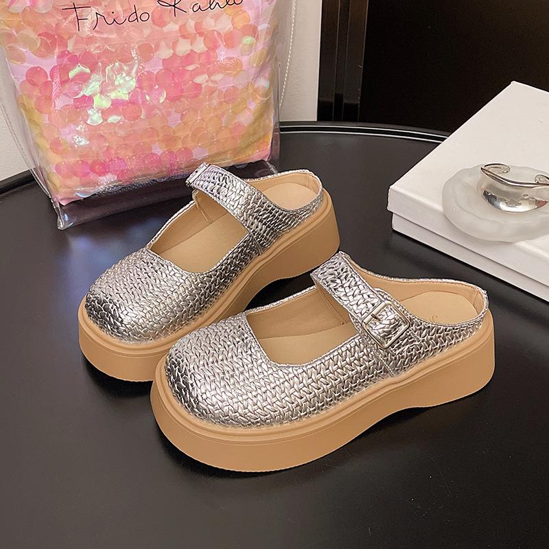 Dámské mokasíny na platformě muffin 2025 nové jarní a letní exploze retro tkaná taška hlava poloviční pantofle malé sandály