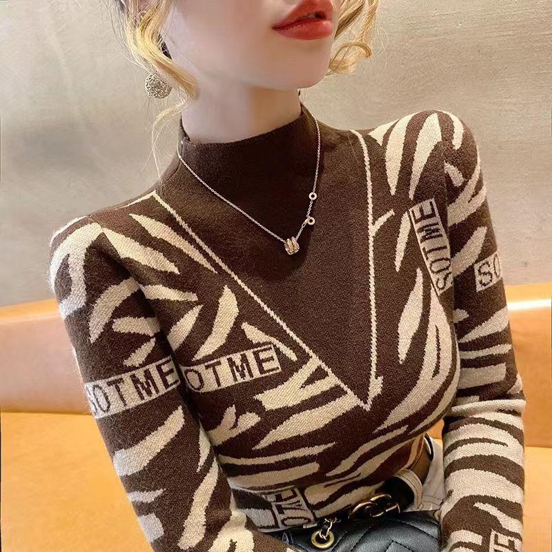 

Женский свитер с тонкими полосками, осенне-зимний, с воротником-стойкой, с принтом в стиле пэчворк, модный повседневный топ с длинными рукавами XL кофейный