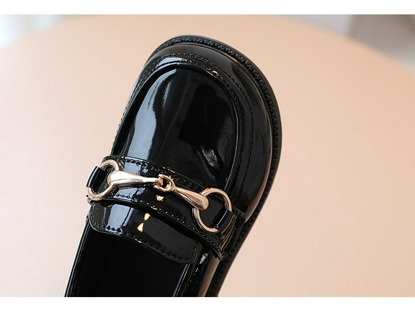 2025 Spring & Autumn Kids' Black Leather Shoes: Children's Princess & Boys' British Style Fashion Leather Shoes.