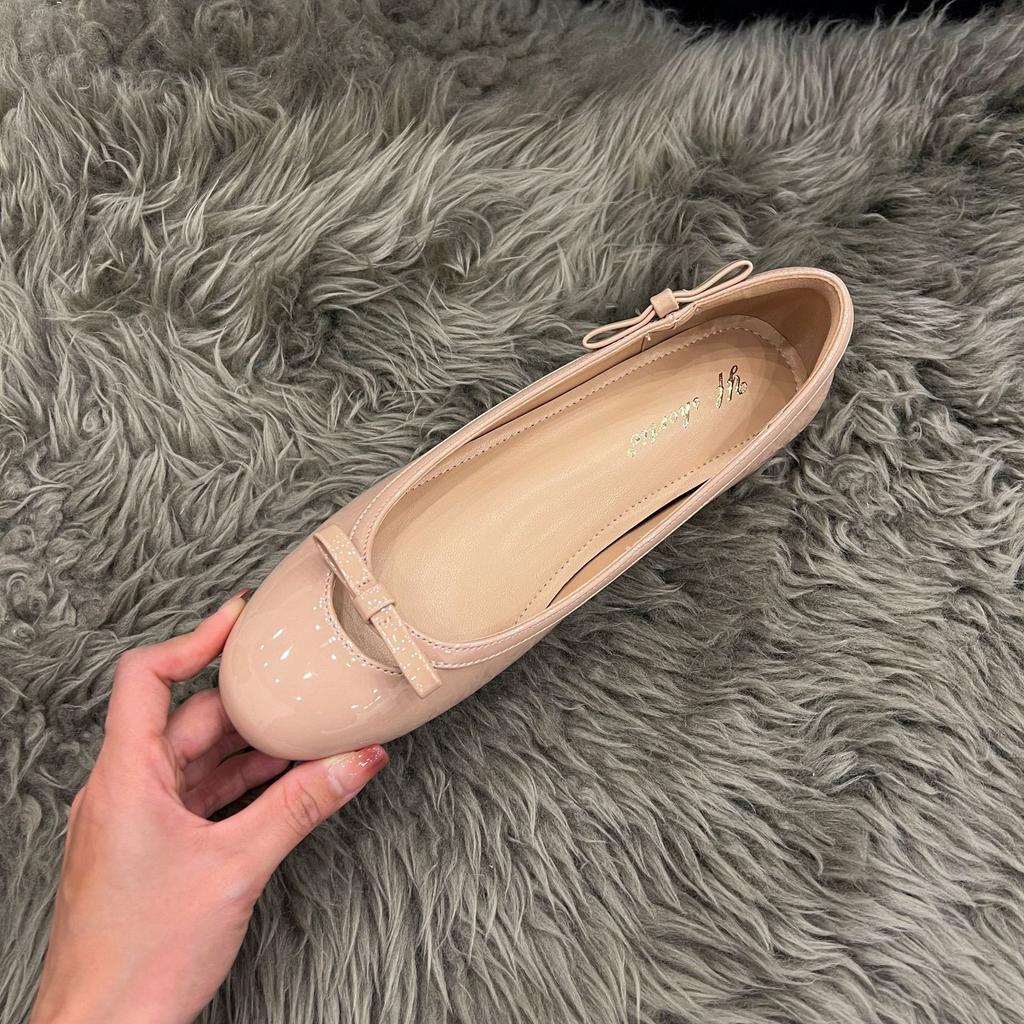 Inner Heightening Women's Shoes, Sexy Slightly Exposed Toe Sewn Patent Leather Ballet Shoes, and Outer Wear Small Fragrant Style Bow Round Head Shall