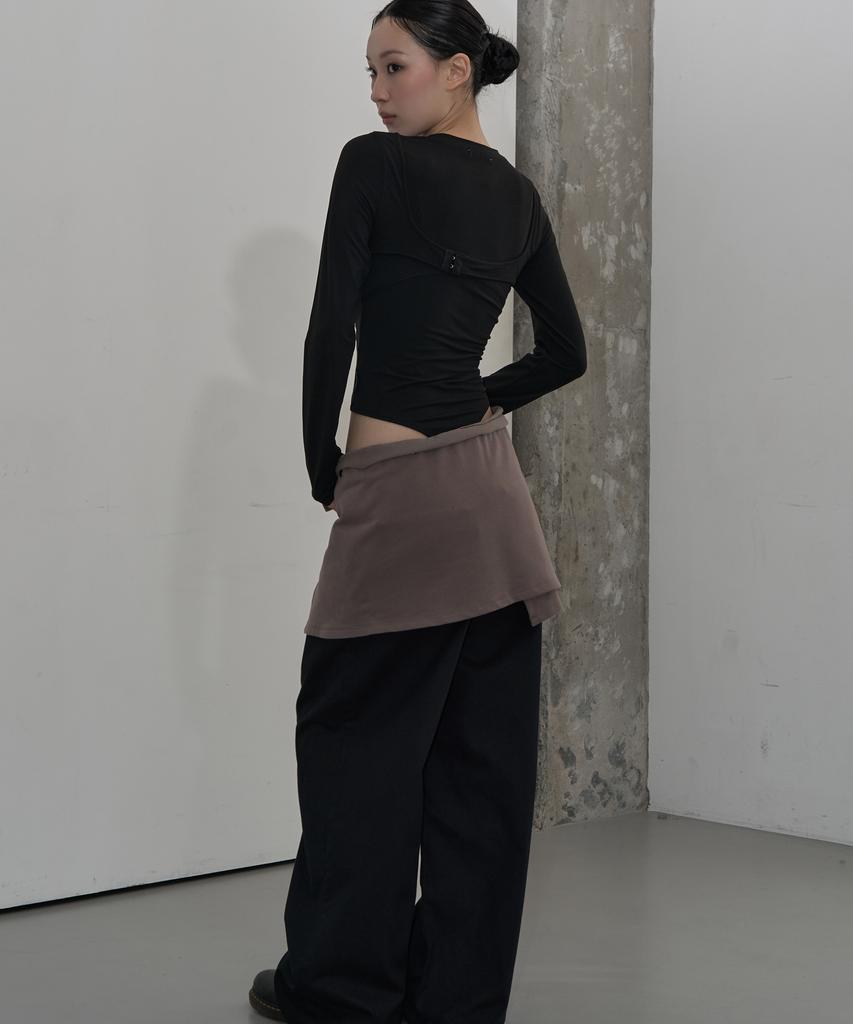 G Museum Layered Snap Wrap Skirt (Taupe Gray)
