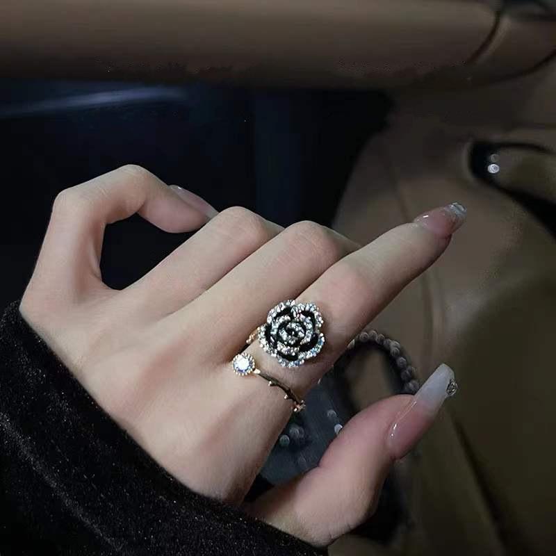 Anillo de Camelia con Pedrería Retro - Joyería de Moda para Mujer para el Dedo Índice con Forma de Flor de Rosa